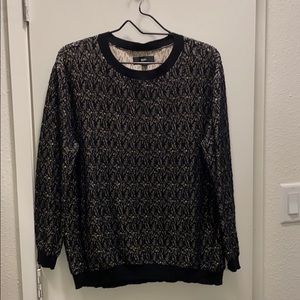 black & beige crew neck